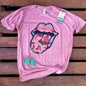 Cow Serape Tongue Short Sleeve Tee NWOT